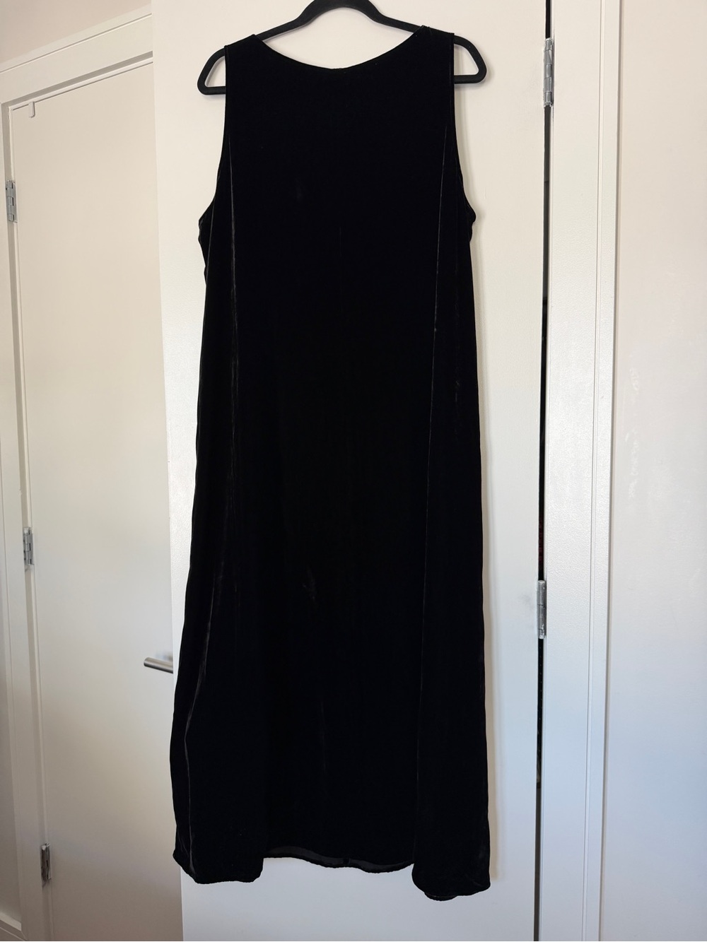 Eileen Fisher Sleeveless Black Velvet Midi Dress Size XL - Picture 2 of 8